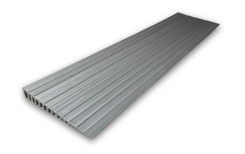 28mm x 200mm x 900mm (zonder lijm laag) rubberen drempelhulp recht